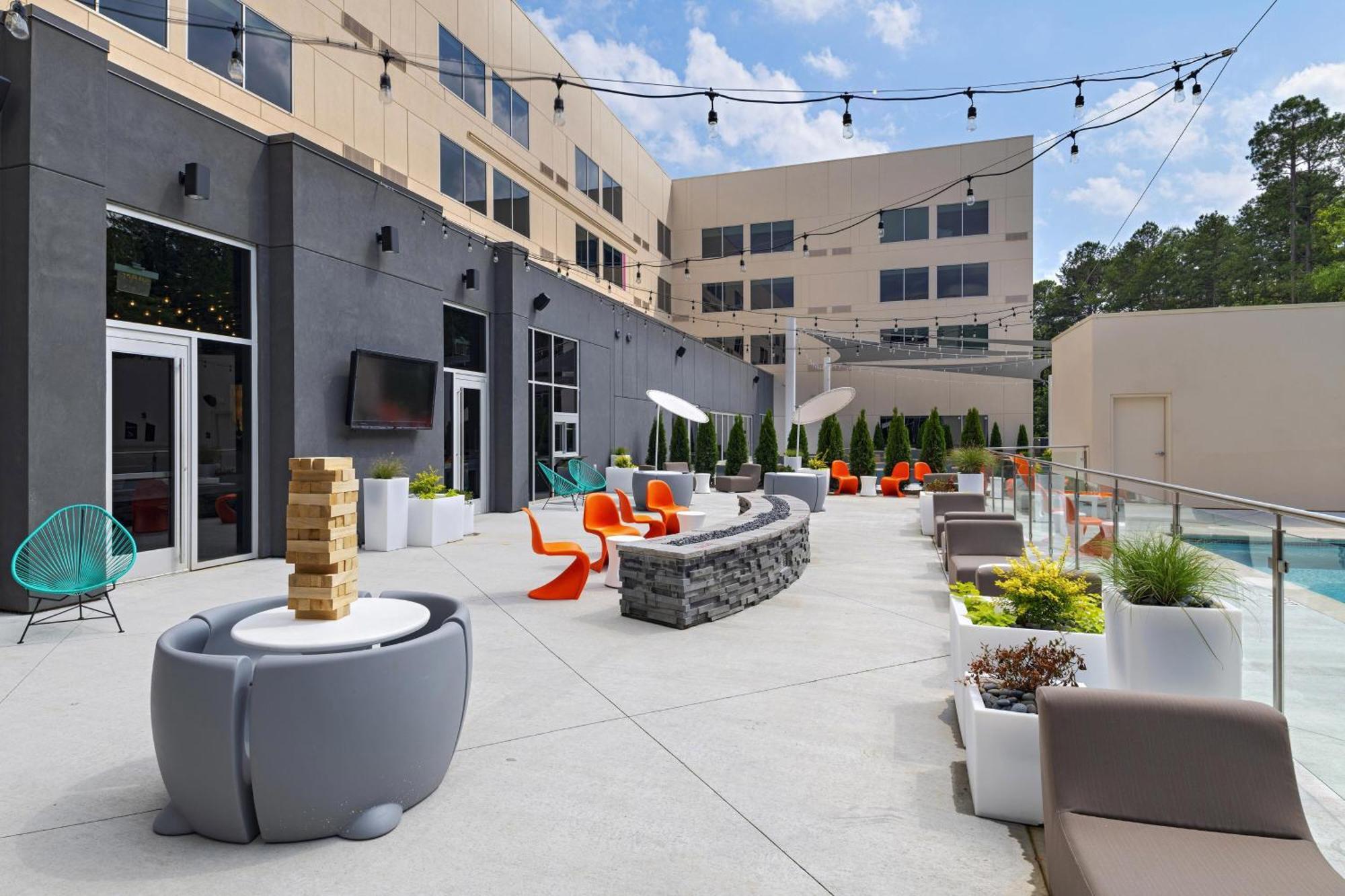 Отель Aloft Little Rock West Экстерьер фото